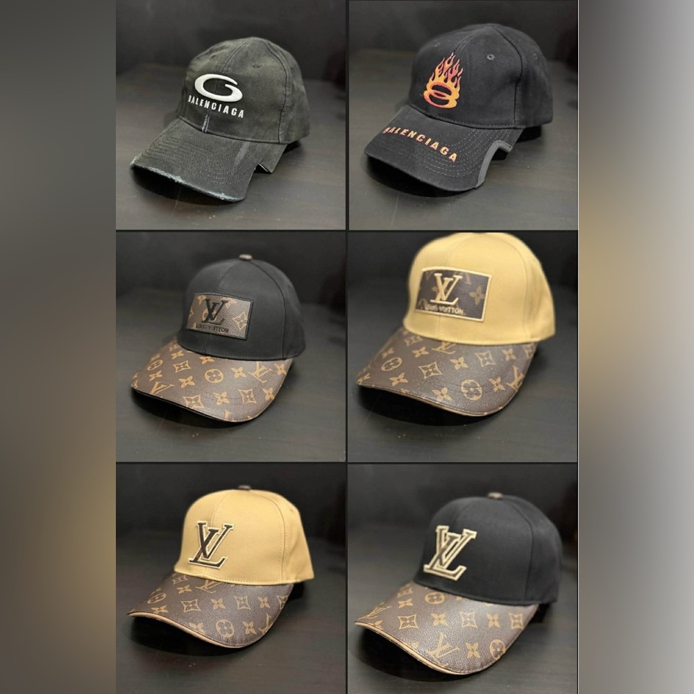 🧢 1:1 Snap Back of your choice. 1 for $75